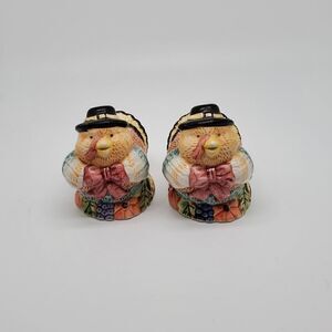 SALT AND PEPPER SHAKERS TURKEYS 3" TALL